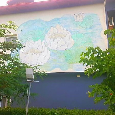 Noufara Apartments Nea Mesagkala Luaran gambar