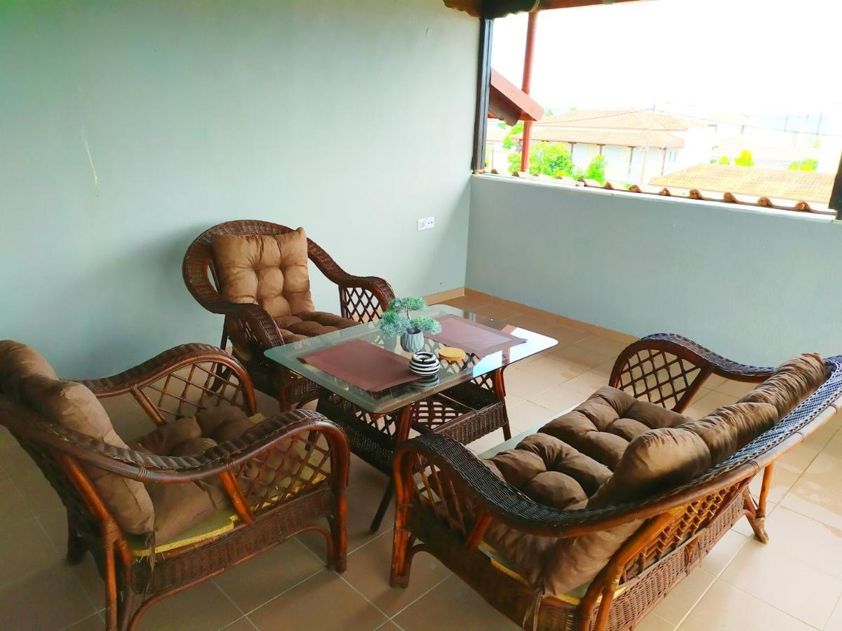 Noufara Apartments Nea Mesagkala Luaran gambar