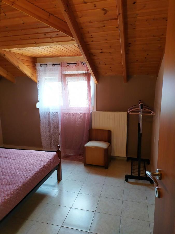 Noufara Apartments Nea Mesagkala Luaran gambar