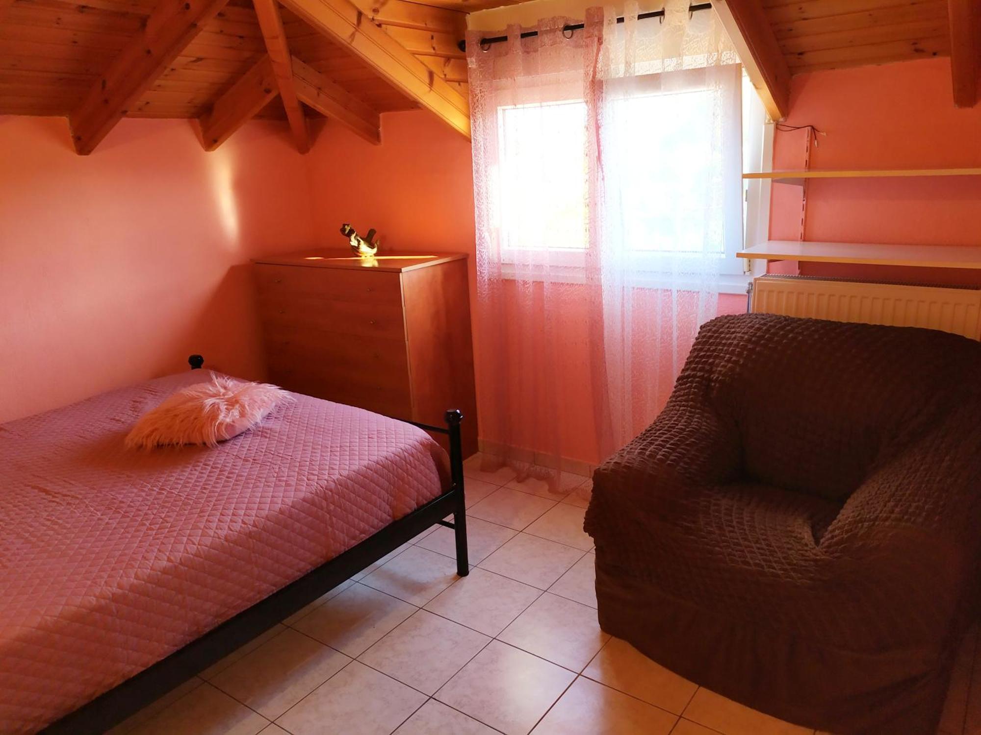Noufara Apartments Nea Mesagkala Bilik gambar