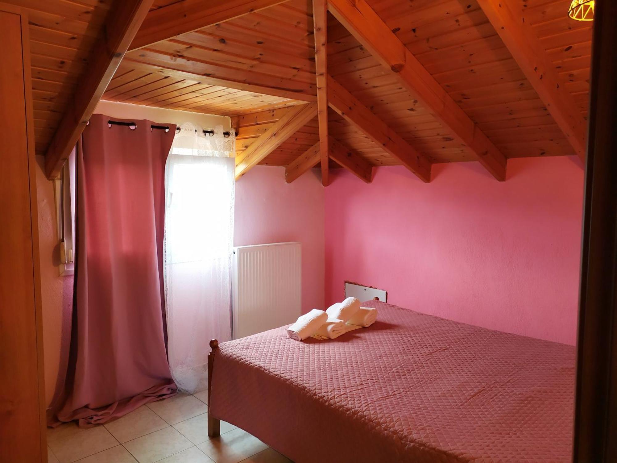 Noufara Apartments Nea Mesagkala Bilik gambar